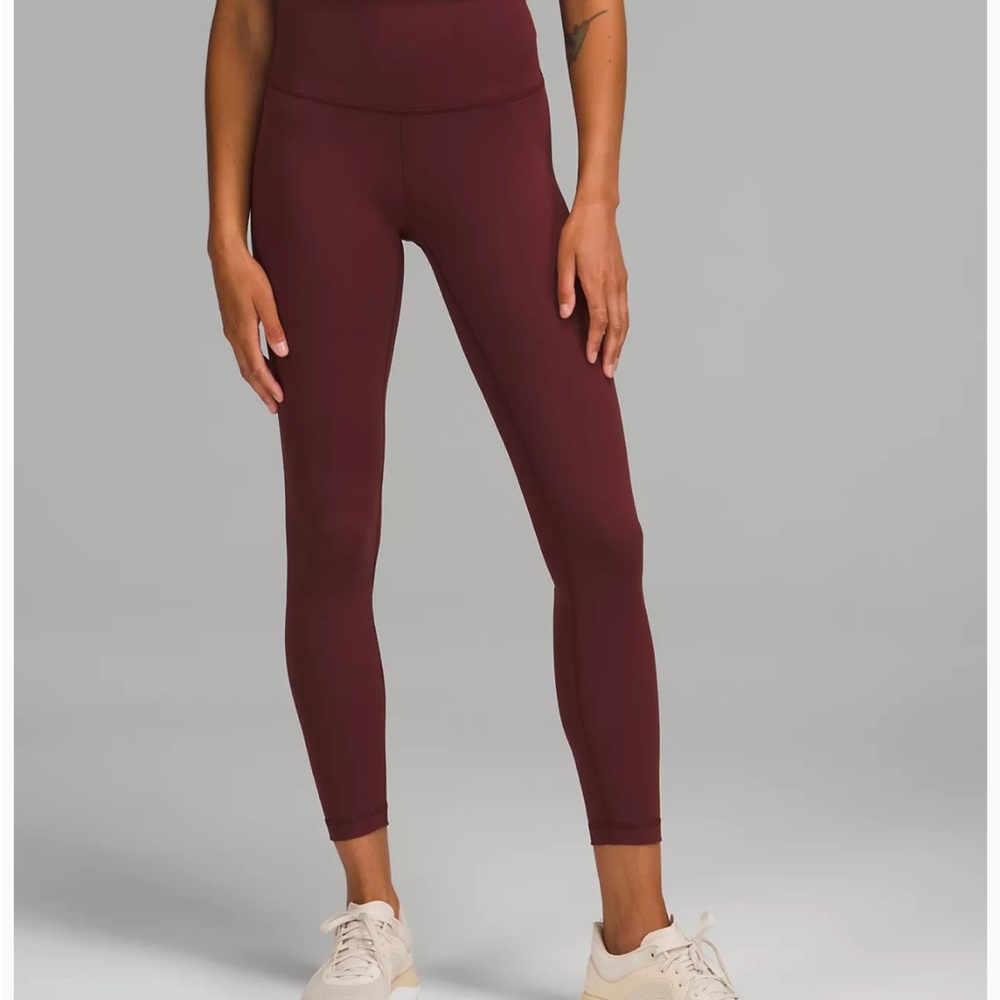 Lululemon women’s burgundy leggings